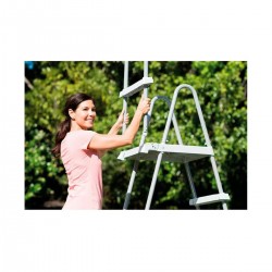 Escalera piscina Intex 132cm